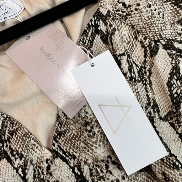 Sage the Label womens XS leopard print short sleeve crop top - Picture 8 of 8